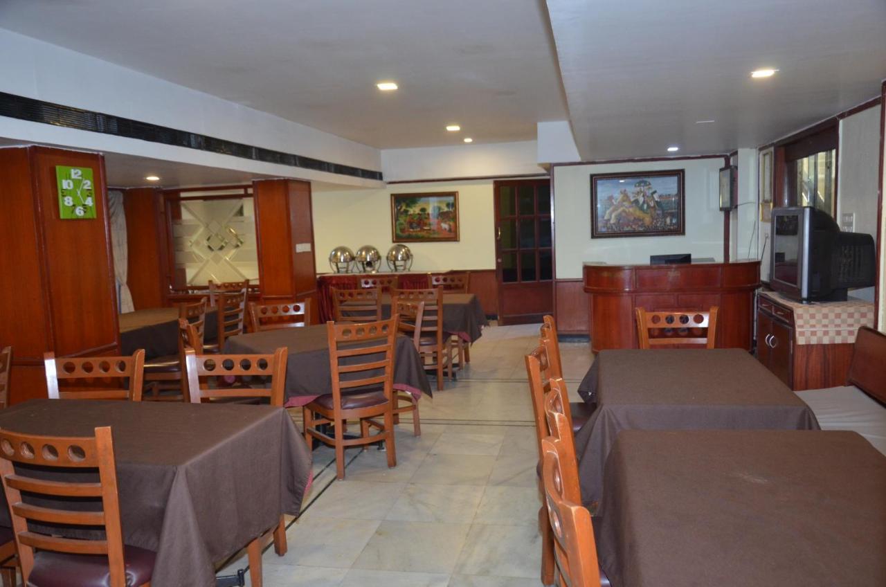 Hotel Rathna Residency มทุราย ภายนอก รูปภาพ