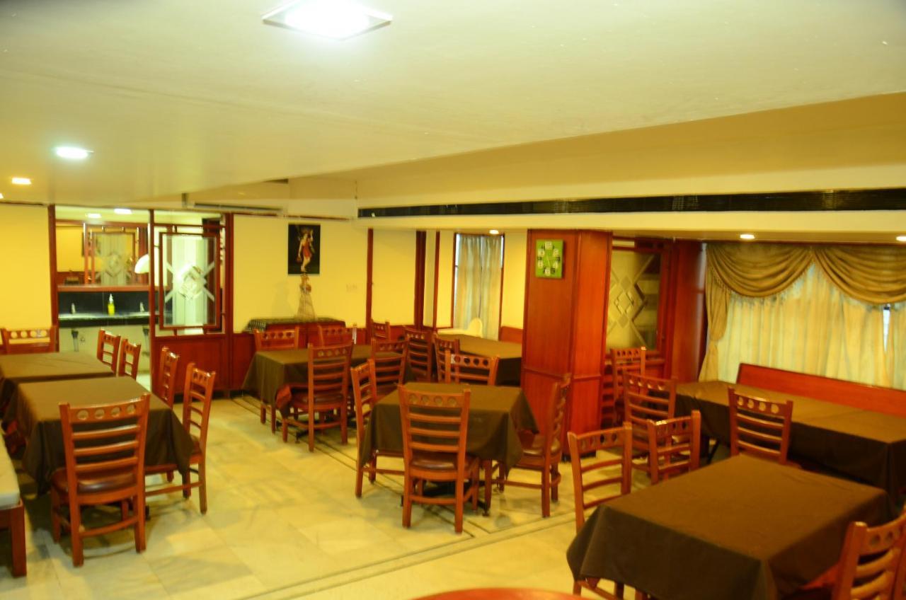 Hotel Rathna Residency มทุราย ภายนอก รูปภาพ