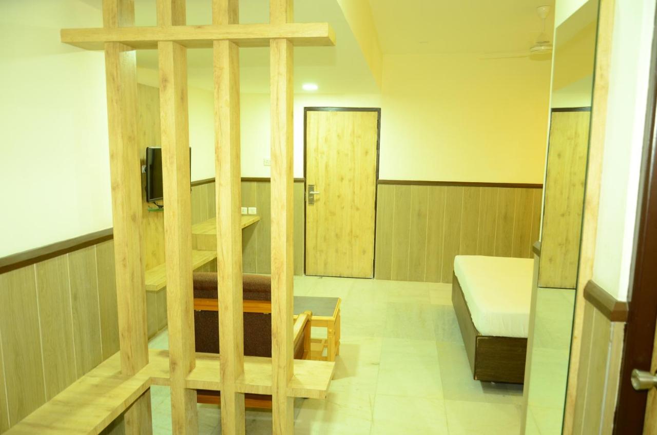 Hotel Rathna Residency มทุราย ภายนอก รูปภาพ